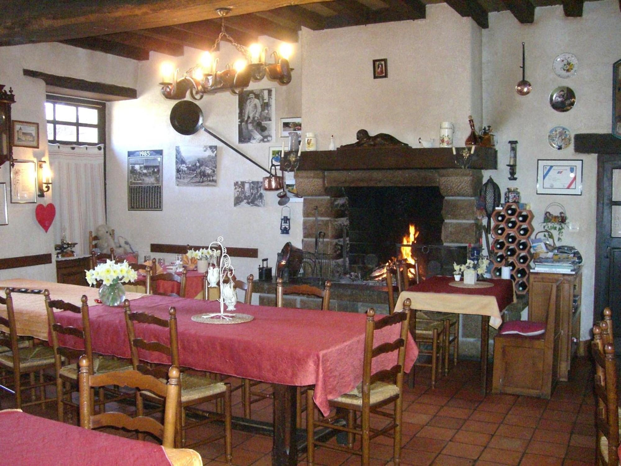 Chambres D'Hotes De La Ferme Auberge De Mesauboin Billé Exteriér fotografie
